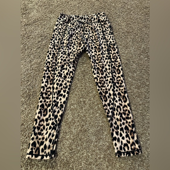 Victoria’s Secret Leggings - 14 - Picture 5 of 5